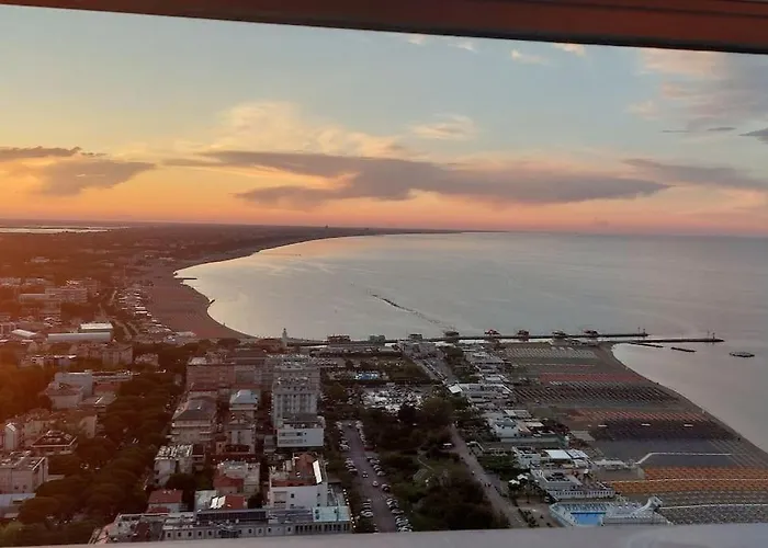 Attico Sul Mare Al 30esimo Piano *