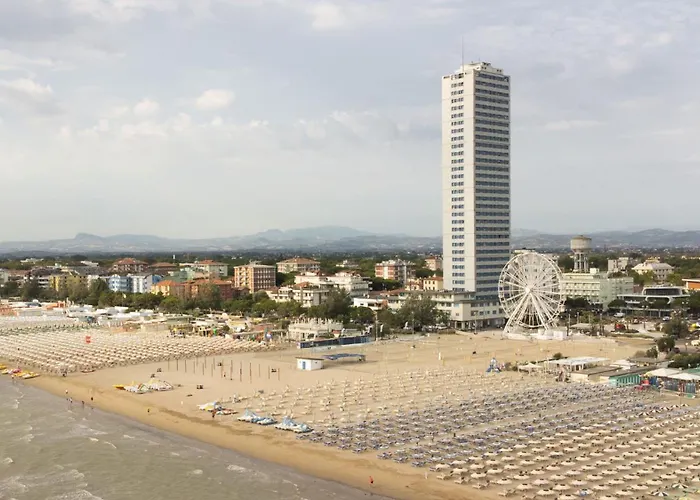 Attico Sul Mare Al 30esimo Piano شقة